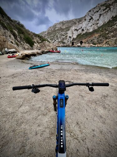 Spanien Urlaub um wieder voll aufzutanken und Hobbys nachzugehen gemeinsam mit Mondraker